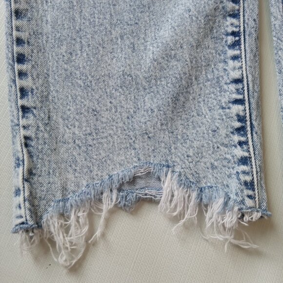 Time and Tru Acid Wash Mid Rise Straight Leg Distressed Denim Jeans Women's 16 - Picture 11 of 13